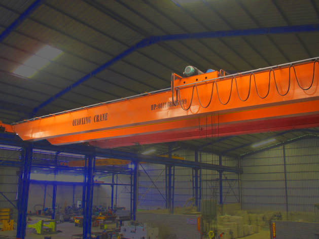 Double Gantry Crane for Heavy Load Lifting in Open Area